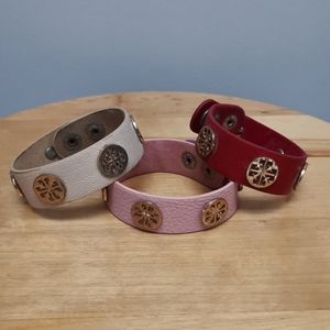 Three snap closure fashion bracelets
